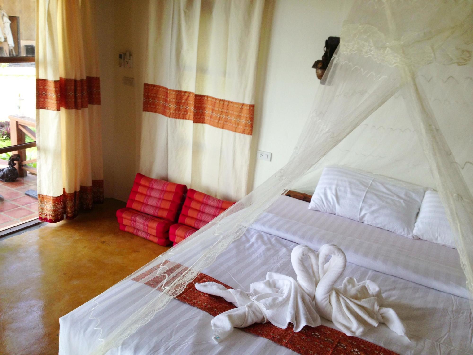 Nautilus Right On The Beach Resort Ko Lanta Εξωτερικό φωτογραφία